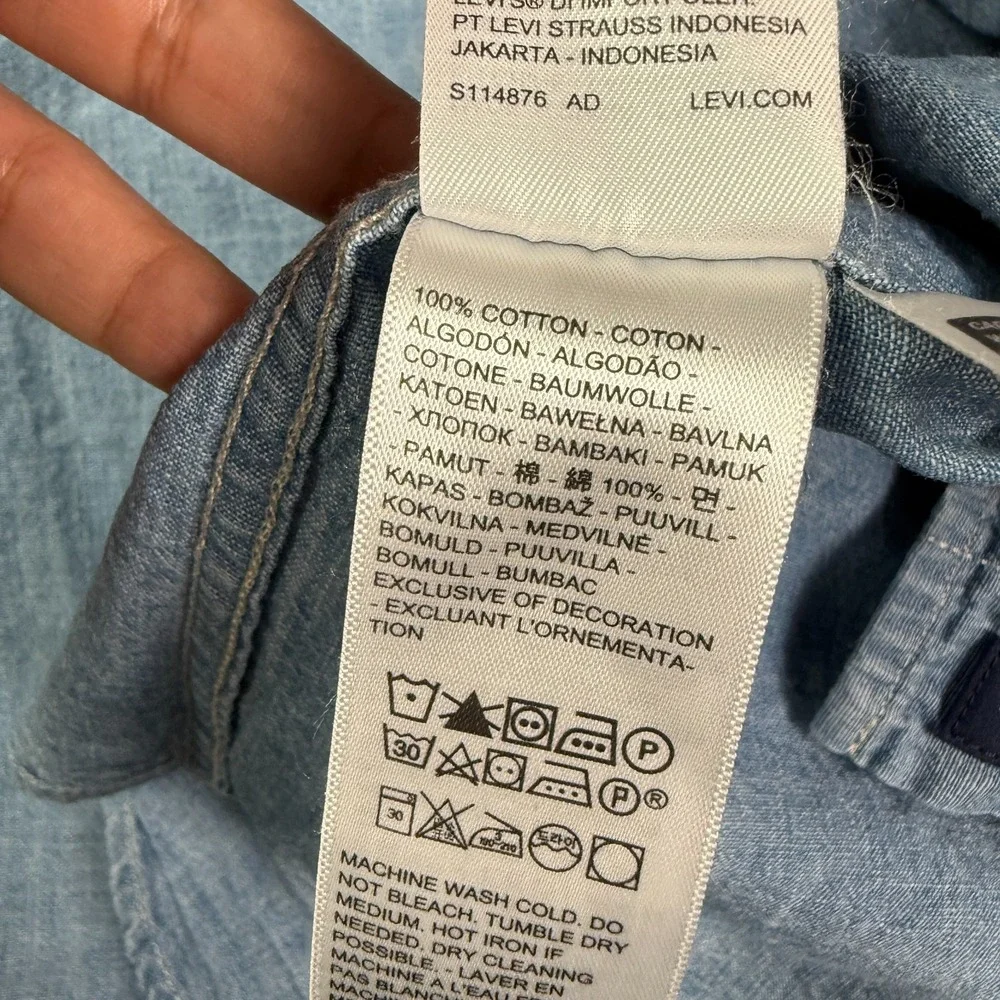 Levi's Blue Tab Work Shirt Mens Large Japanese Chambray Cat Eye Buttons